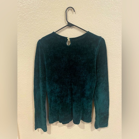 Woman’s Green Gap Sweatshirt- Medium - Picture 2 of 2